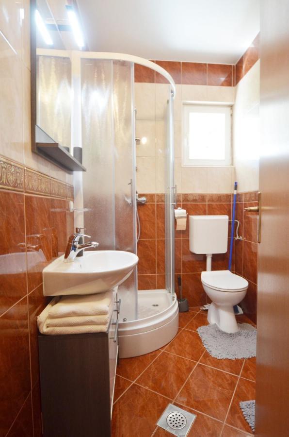Rita Apartment Cocaletto Ровин Екстериор снимка