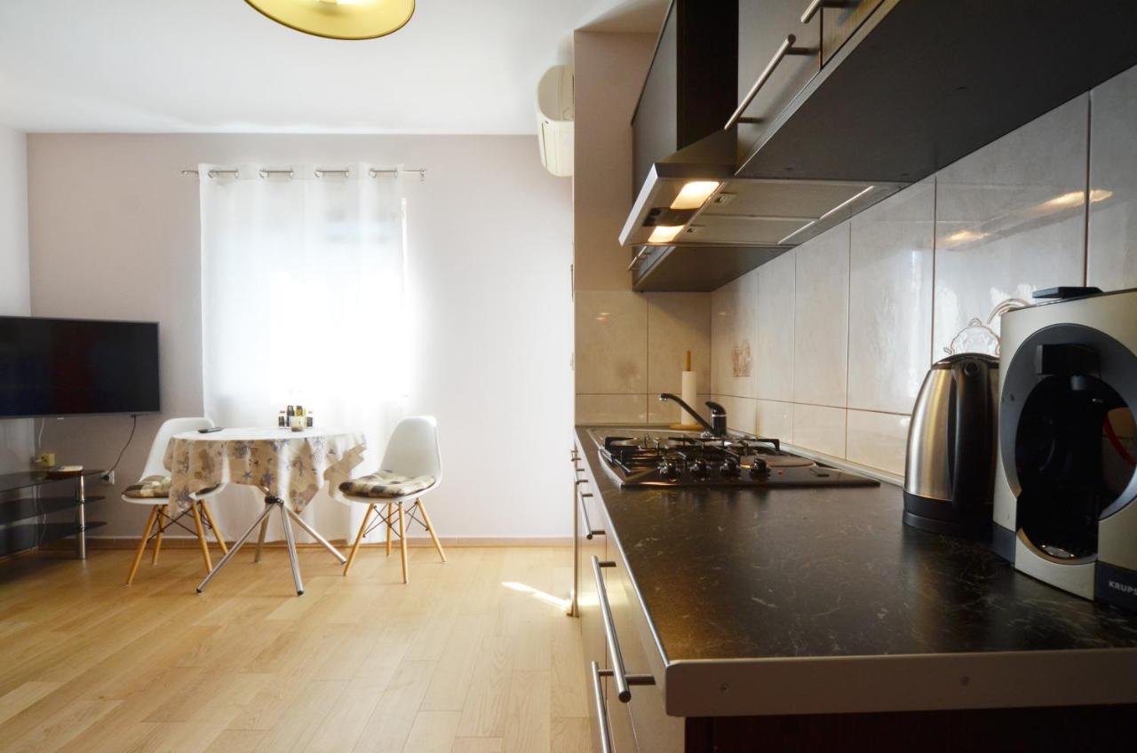Rita Apartment Cocaletto Ровин Екстериор снимка